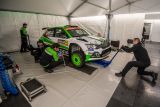 Švédská rallye: jezdec ŠKODA Motorsport Kalle Rovanperä je zpět na druhém místě ve WRC 2 Pro