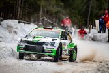 Švédská rallye: jezdec ŠKODA Motorsport Kalle Rovanperä je zpět na druhém místě ve WRC 2 Pro