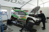 Švédská rallye: jezdec ŠKODA Motorsport Kalle Rovanperä je zpět na druhém místě ve WRC 2 Pro