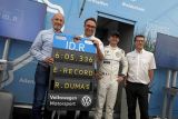6:05,336 minuty – Volkswagen ID. R stanovil nový rekord v kategorii elektromobilů na Nürburgringu