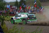 Finská rallye: tovární jezdec ŠKODA Rovanperä se drží ve vedení kategorie WRC 2 Pro