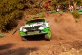 Turecká rallye: Jezdec ŠKODA Jan Kopecký vede v kategorii WRC 2 Pro, Kalle Rovanperä musel odstoupit, ale na trať se v sobotu vrátí