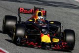 Red Bull hodlá dohnat Mercedes a Ferrari