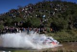 Rally Argentina 2017 po 2.etapě: Evans vs Neuville