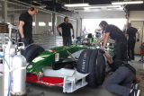 Formule 1 Marka Webbera se proháněla po mosteckém autodromu, dorazili fanoušci i novináři