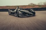 Neel Jani absolvoval úspěšnou první jízdu pro Porsche