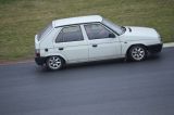 Autoshow a nový asfalt na dráze přilákaly na autodrom Most tisíc motoristických nadšenců