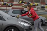 Autoshow a nový asfalt na dráze přilákaly na autodrom Most tisíc motoristických nadšenců
