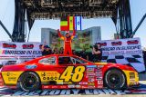 Martin Doubek stál při zahájení sezony evropské série NASCAR na bedně!