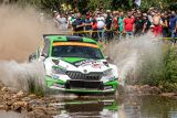 Italská rallye na Sardinii: jezdci ŠKODA Kalle Rovanperä a Jan Kopecký stále vedou ve WRC 2 Pro