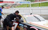 Martin Doubek trénoval před závody NASCAR v Mostě, vypověděla však technika