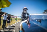 Historicky první závod NASCAR v Mostě potrápil favority
