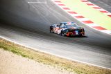 Historicky první závod NASCAR v Mostě potrápil favority