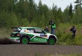 Finská rallye: místní hrdina Kalle Rovanperä jedoucí v barvách ŠKODA vede v kategorii WRC 2 Pro