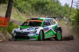 Finská rallye: místní hrdina Kalle Rovanperä jedoucí v barvách ŠKODA vede v kategorii WRC 2 Pro