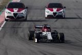 Alfa Romeo a Jeep® okouzlí na festivalu rychlosti v Goodwoodu 2019
