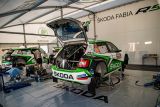 Turecká rallye: Jezdec ŠKODA Jan Kopecký vede v kategorii WRC 2 Pro, Kalle Rovanperä musel odstoupit, ale na trať se v sobotu vrátí