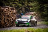 Britská rallye ve Walesu: jezdec ŠKODA Kalle Rovanperä je blízko k zisku titulu ve WRC 2 Pro