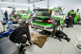 Britská rallye ve Walesu: jezdec ŠKODA Kalle Rovanperä je blízko k zisku titulu ve WRC 2 Pro
