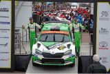 Mise splněna: tovární posádka ŠKODA Kalle Rovanperä a Jonne Halttunen vybojovala na Britské rallye ve Walesu mistrovské tituly ve WRC 2 Pro