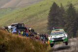 Mise splněna: tovární posádka ŠKODA Kalle Rovanperä a Jonne Halttunen vybojovala na Britské rallye ve Walesu mistrovské tituly ve WRC 2 Pro