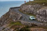 Mise splněna: tovární posádka ŠKODA Kalle Rovanperä a Jonne Halttunen vybojovala na Britské rallye ve Walesu mistrovské tituly ve WRC 2 Pro