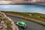 Mise splněna: tovární posádka ŠKODA Kalle Rovanperä a Jonne Halttunen vybojovala na Britské rallye ve Walesu mistrovské tituly ve WRC 2 Pro