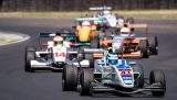 Na mosteckém okruhu se dá jezdit i virtuálně, autodrom pronajímá simulátory