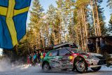 Švédská rallye/WRC3: Lindholm a Solberg, privátní jezdci s vozy ŠKODA, dojeli na druhém a pátém místě