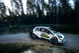 Švédská rallye: Evans s Toyotou Yaris WRC ovládl závod, tři Toyoty na prvních čtyřech pozicích