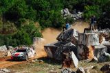 Toyota zažila kamenitý víkend na Rallye Akropolis, náskok udržuje