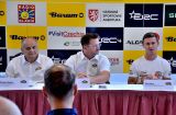 Srpen přináší dva prestižní automobilové podniky