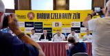 Srpen přináší dva prestižní automobilové podniky
