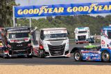 Ze zavodu Goodyear FIA ETRC 1