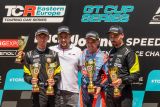Závodní víkend Racing Journal Speed Fest v Mostě přilákal 12,5 tisíce diváků a přinesl napínavé závody i domácí úspěchy