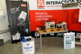 Interaction 04