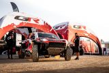 Rallye Dakar 2026: Soutěžní tým TOYOTA GAZOO Racing prokázal odolnost i rychlost v popředí závodního pole