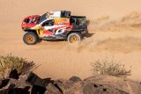 Rallye Dakar 2026: Soutěžní tým TOYOTA GAZOO Racing prokázal odolnost i rychlost v popředí závodního pole