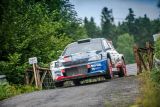 Jan Černý na stupních vítězů Rally Bohemia