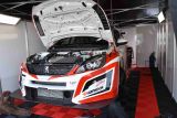 Úvod závodního víkendu ADAC GT Master v Mostě se vydařil, počasí přálo