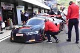 Úvod závodního víkendu ADAC GT Master v Mostě se vydařil, počasí přálo